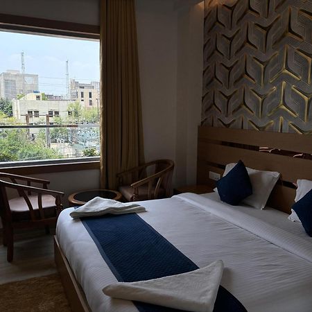 Hotel Royal Casa Lucknow Buitenkant foto