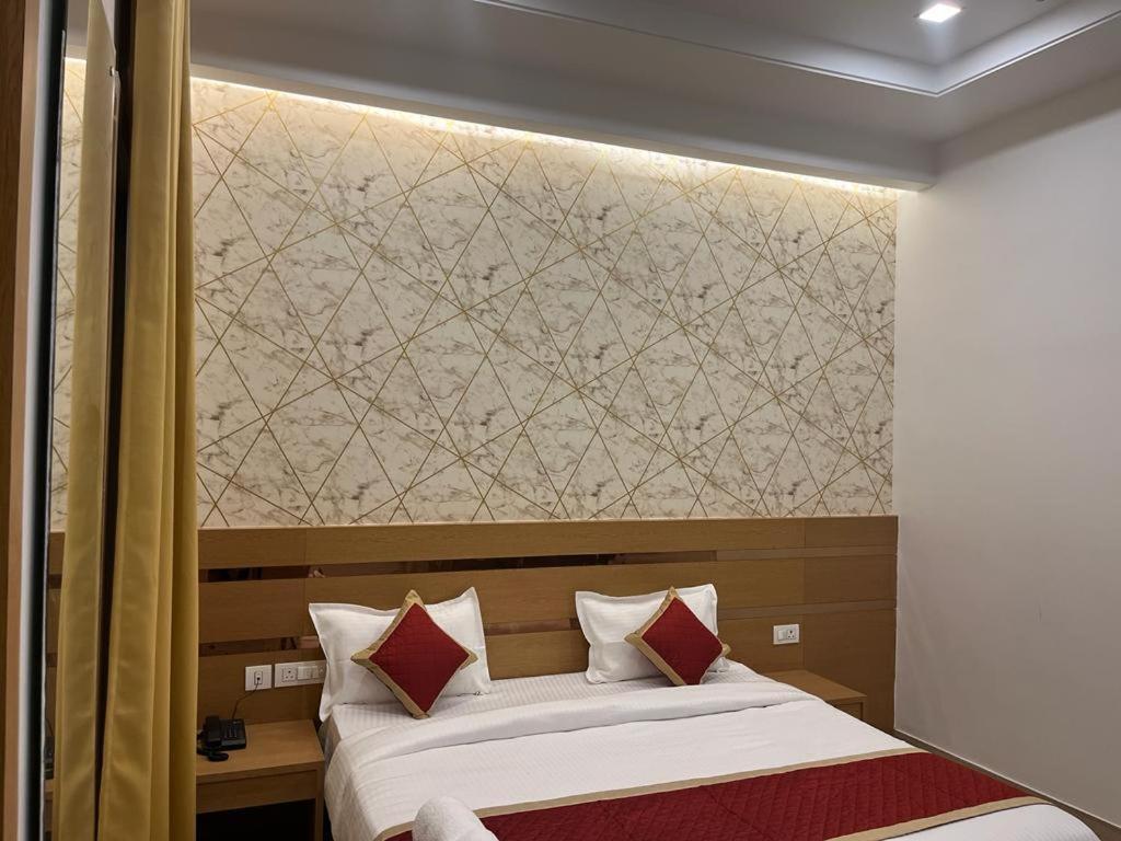 Hotel Royal Casa Lucknow Buitenkant foto