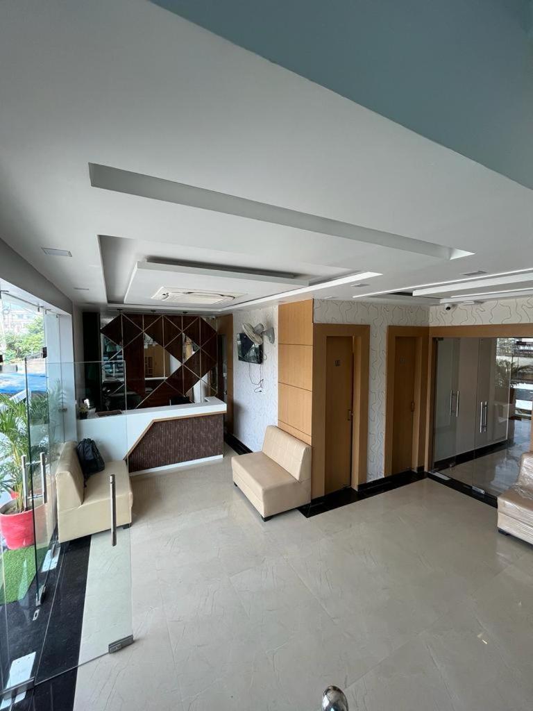 Hotel Royal Casa Lucknow Buitenkant foto