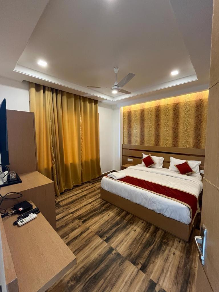 Hotel Royal Casa Lucknow Buitenkant foto