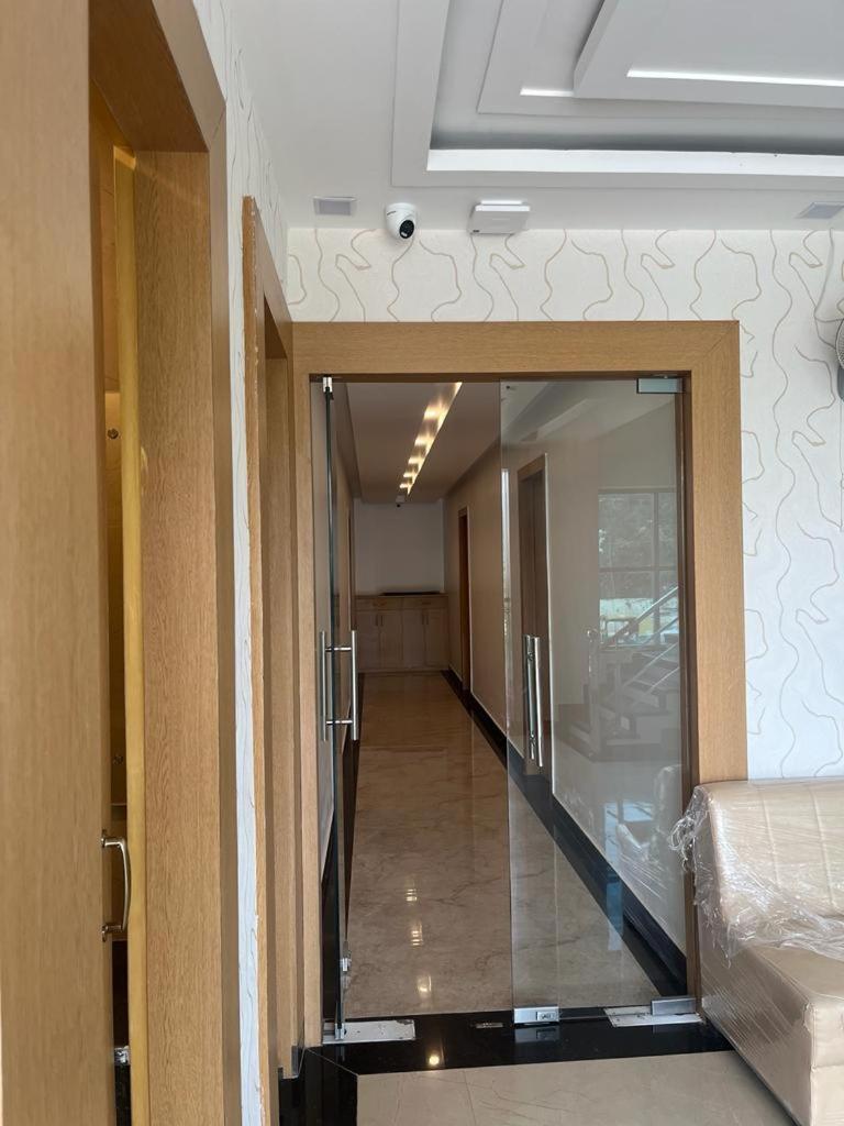 Hotel Royal Casa Lucknow Buitenkant foto