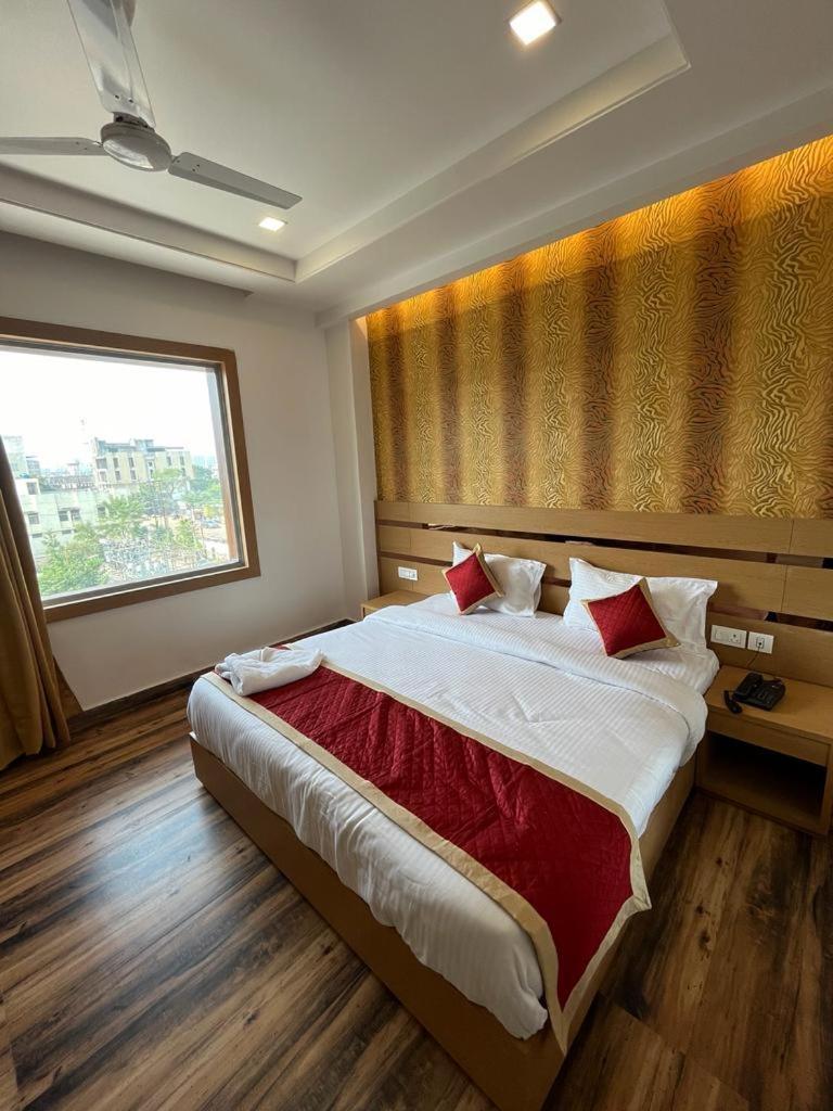 Hotel Royal Casa Lucknow Buitenkant foto