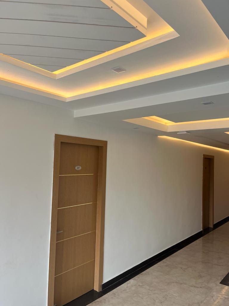 Hotel Royal Casa Lucknow Buitenkant foto